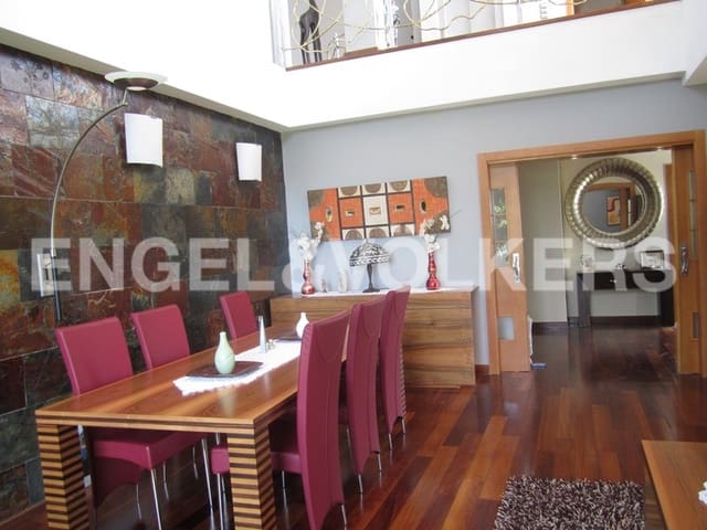 Chalet de 5 habitaciones en Los Montesinos en venta con piscina - 2.170.000 € (Ref: 7030315)