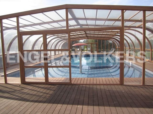 Chalet de 5 habitaciones en Los Montesinos en venta con piscina - 2.170.000 € (Ref: 7030315)