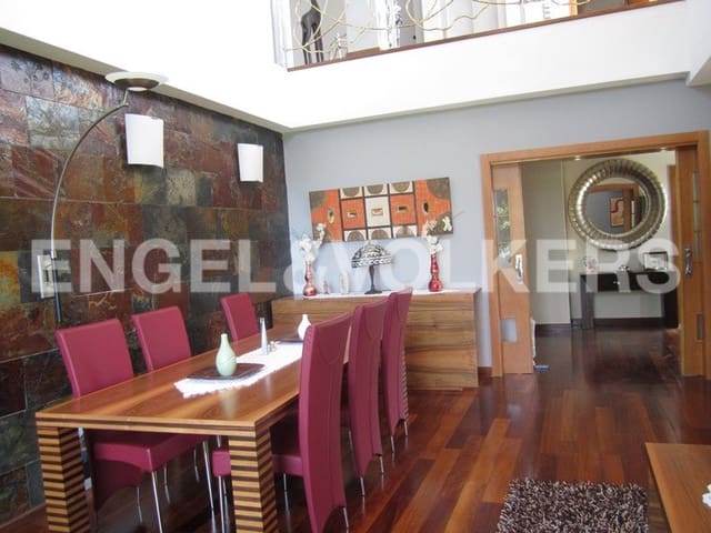 5 Zimmer Villa zu verkaufen in Los Montesinos mit Pool - 2.170.000 € (Ref: 7030315)