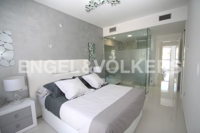 2 soveværelse Lejlighed til salg i El Chaparral - La Siesta - La Torreta, Torrevieja med swimmingpool garage - € 300.000 (Ref: 7030316)