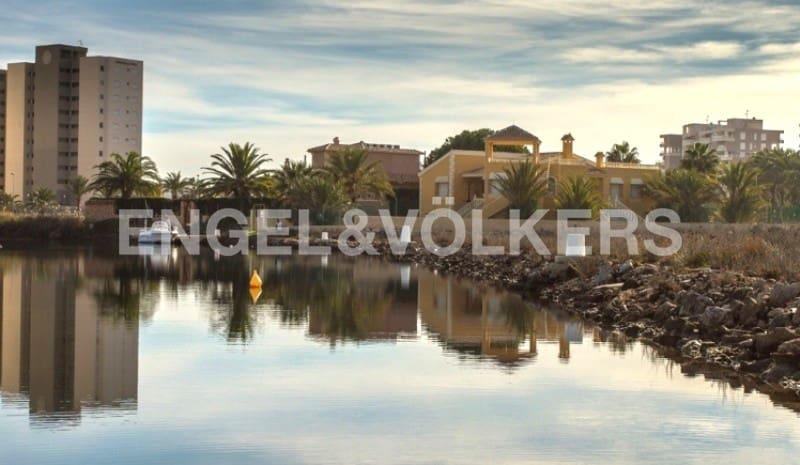 3 camera da letto Villa in vendita in La Manga del Mar Menor con piscina - 780.000 € (Rif: 7030332)