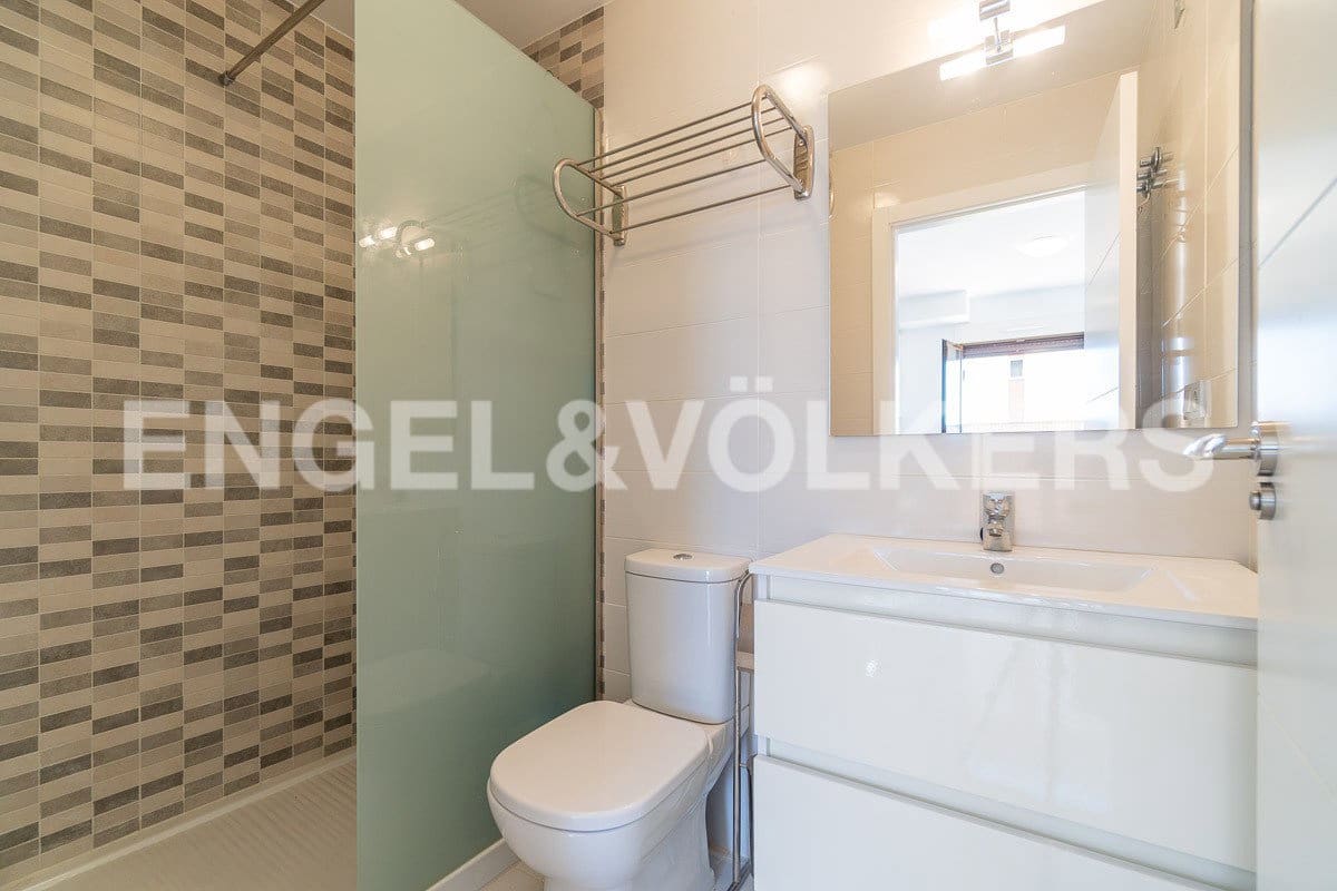 2 soverom Leilighet til leie i Orihuela Costa med svømmebasseng - € 1 200 (Ref: 7056107)