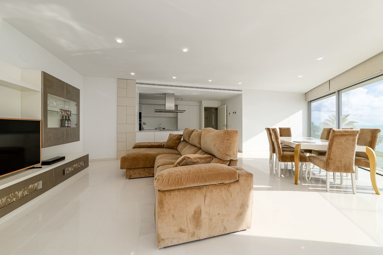 4 soveværelse Lejlighed til salg i Torrevieja med garage - € 988.000 (Ref: 7069051)