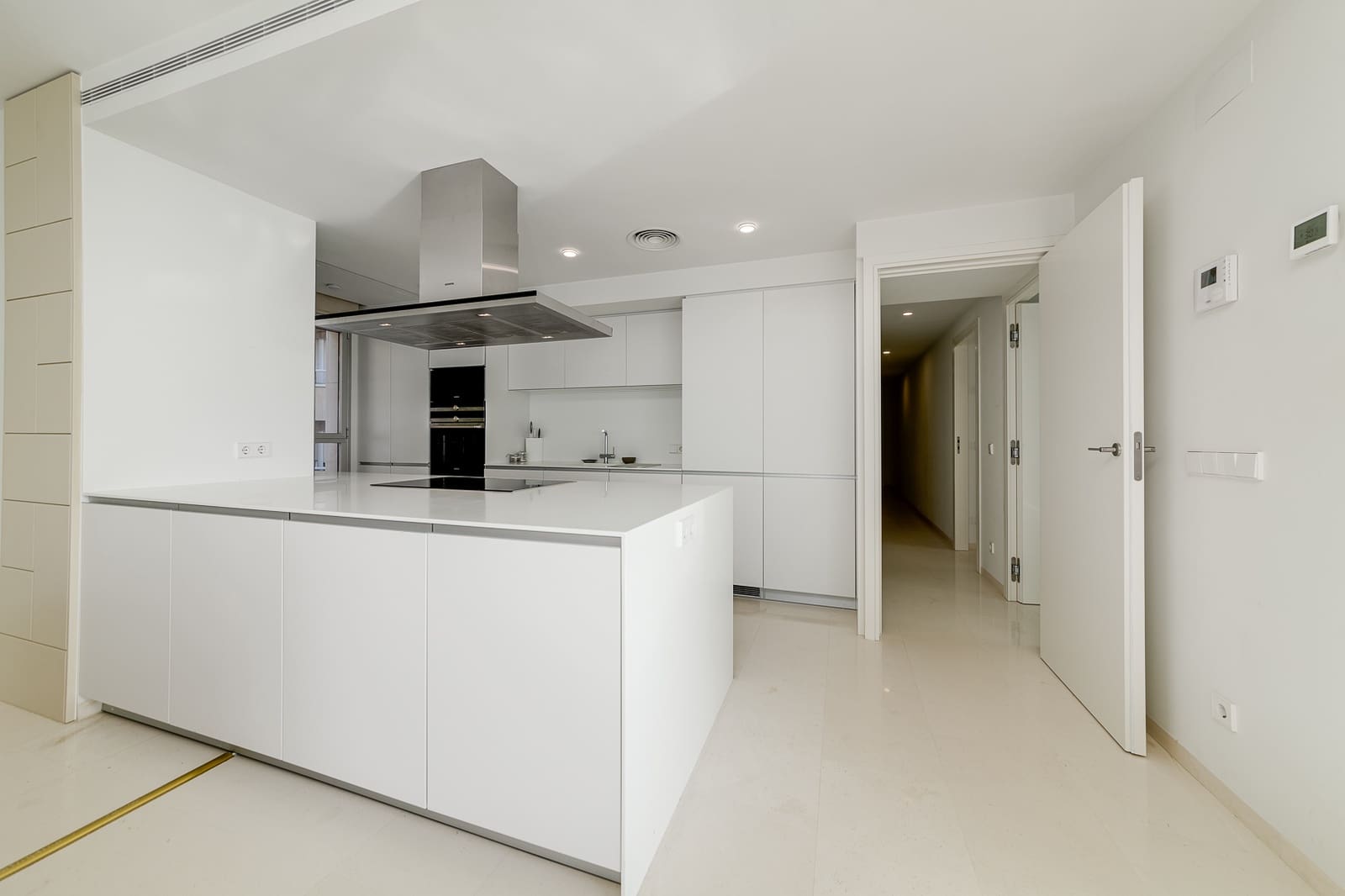 4 soveværelse Lejlighed til salg i Torrevieja med garage - € 988.000 (Ref: 7069051)