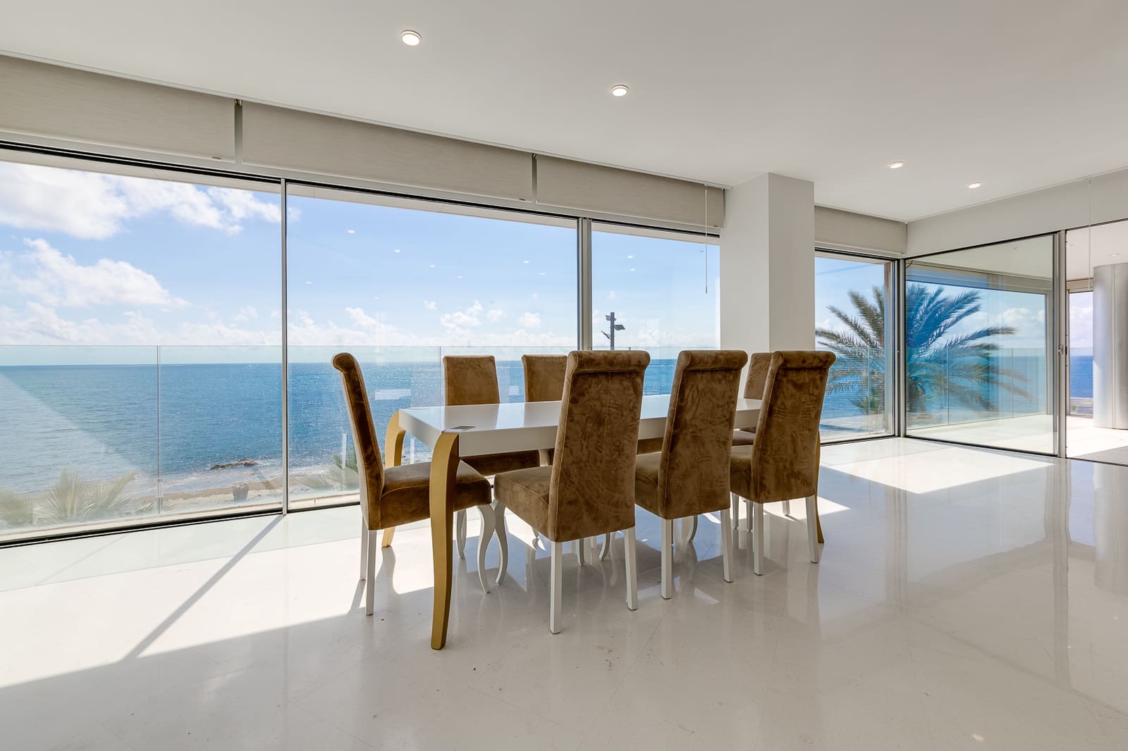 4 soveværelse Lejlighed til salg i Torrevieja med garage - € 988.000 (Ref: 7069051)