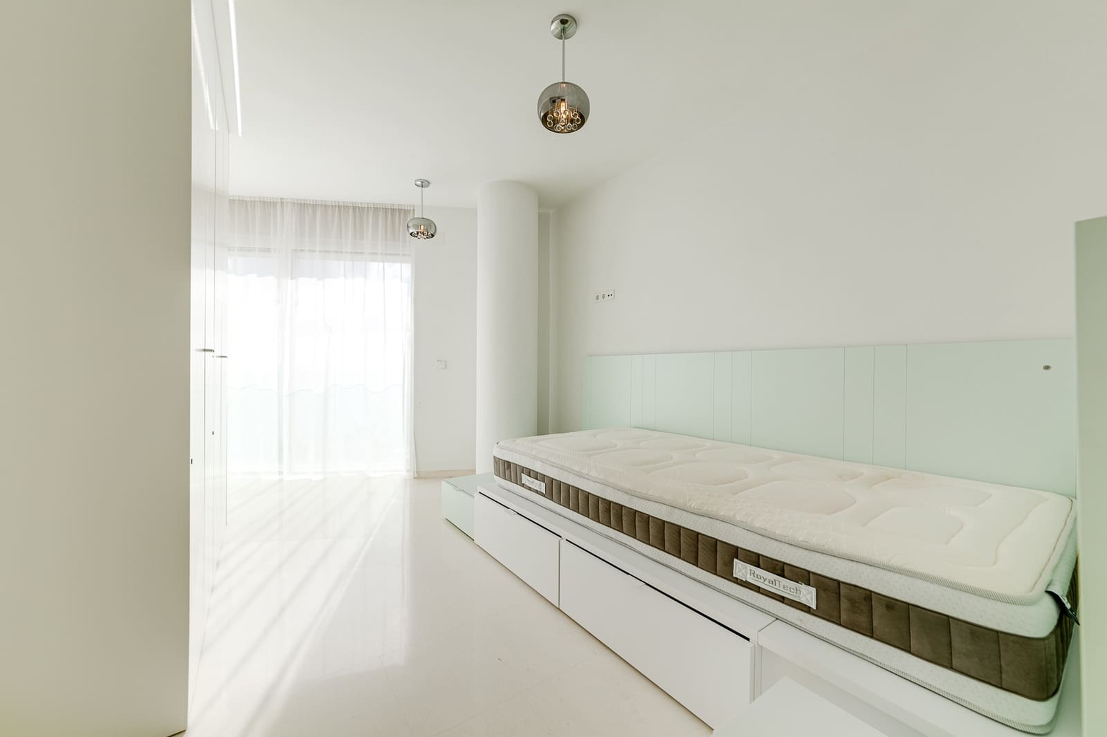 4 soveværelse Lejlighed til salg i Torrevieja med garage - € 988.000 (Ref: 7069051)