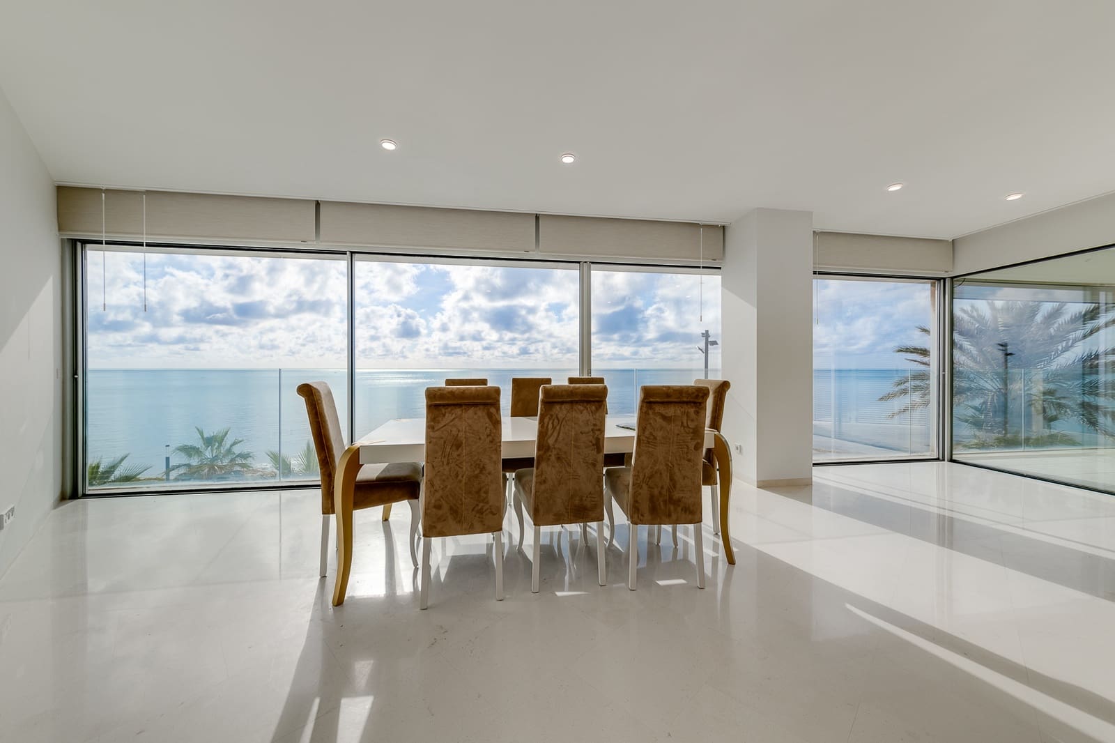 4 soveværelse Lejlighed til salg i Torrevieja med garage - € 988.000 (Ref: 7069051)