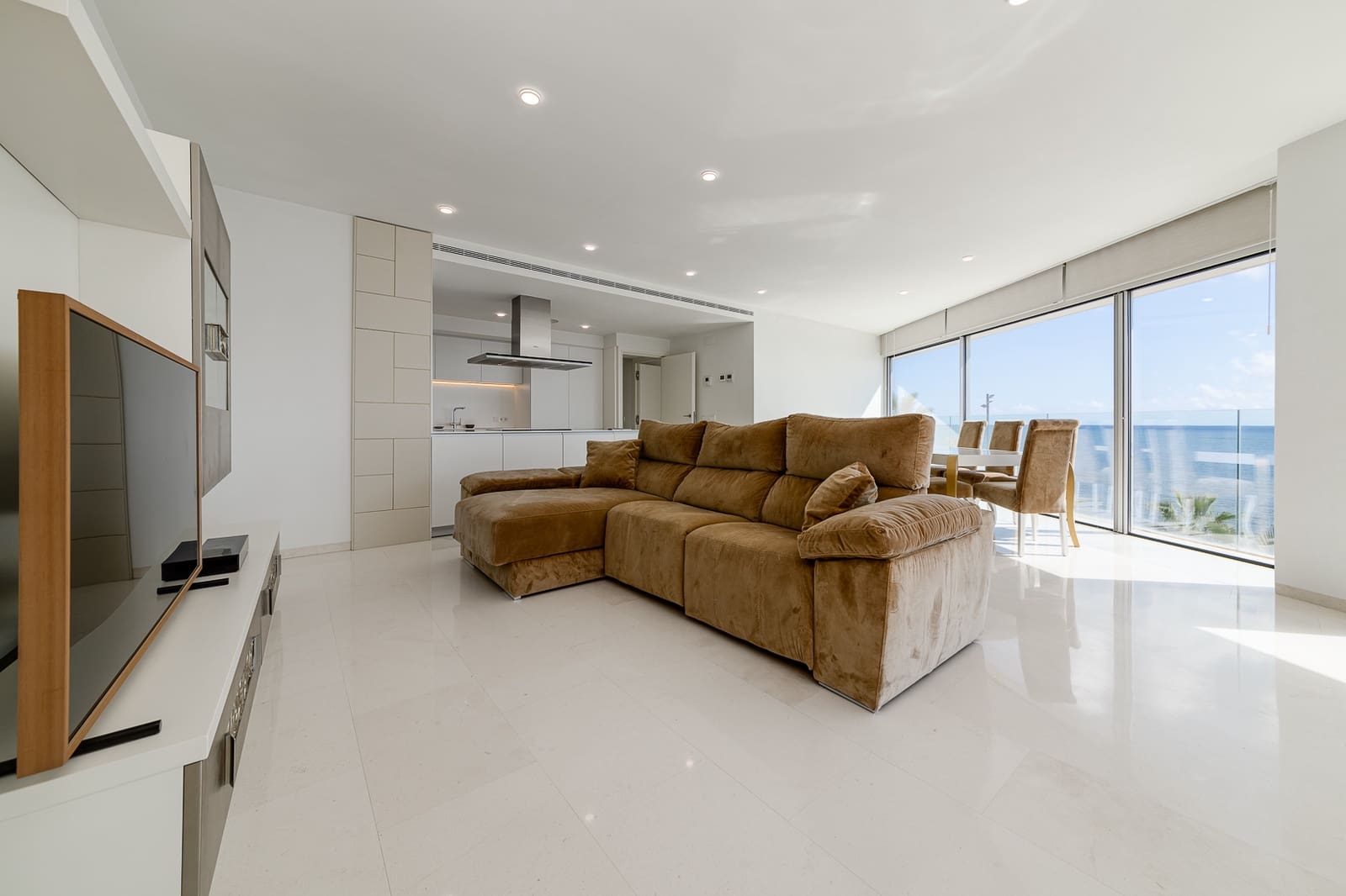 4 soveværelse Lejlighed til salg i Torrevieja med garage - € 988.000 (Ref: 7069051)