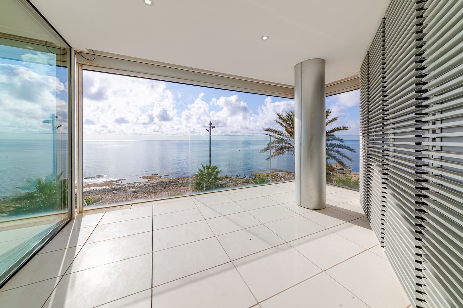 4 soveværelse Lejlighed til salg i Torrevieja med garage - € 988.000 (Ref: 7069051)