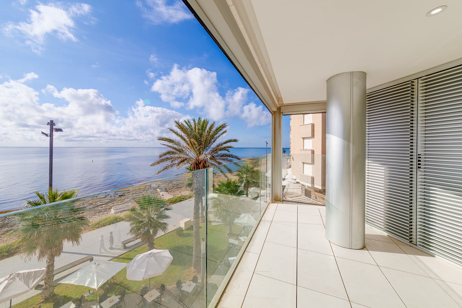 4 soveværelse Lejlighed til salg i Torrevieja med garage - € 988.000 (Ref: 7069051)