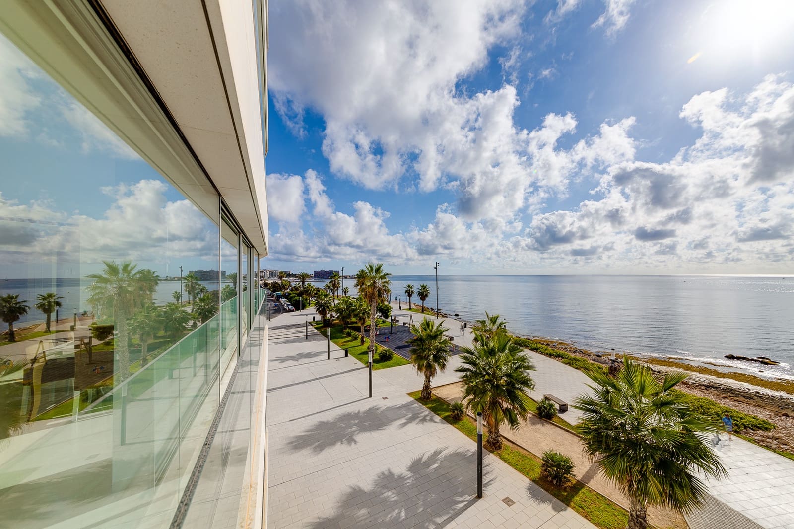 4 soveværelse Lejlighed til salg i Torrevieja med garage - € 988.000 (Ref: 7069051)