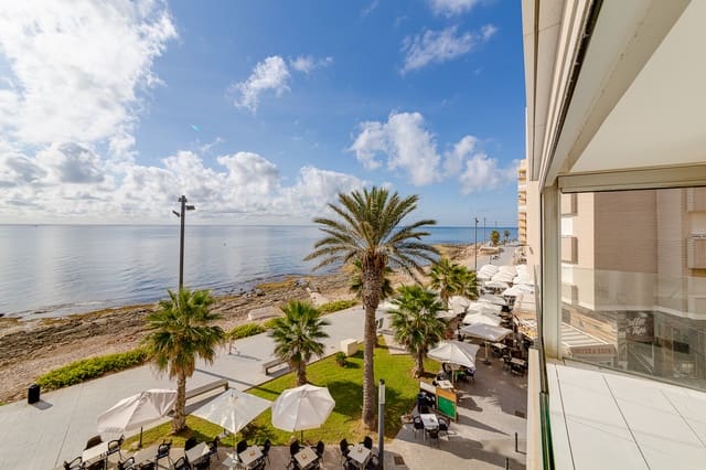 4 makuuhuone Huoneisto myytävänä paikassa Torrevieja mukana 
autotalli - 988 000 € (Ref: 7069051)