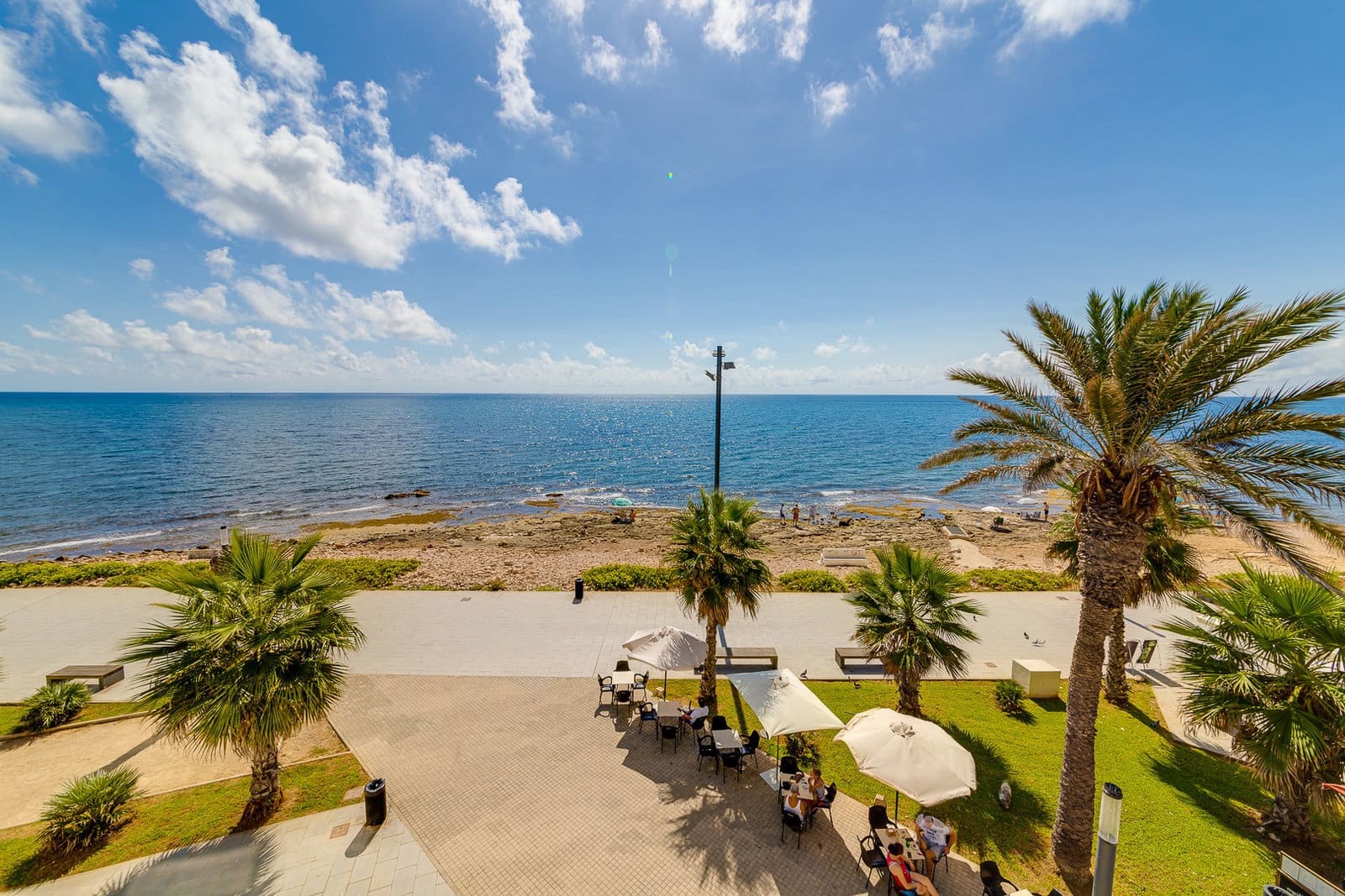4 bedroom Apartment for sale in Torrevieja with garage - € 988,000 (Ref: 7069051)
