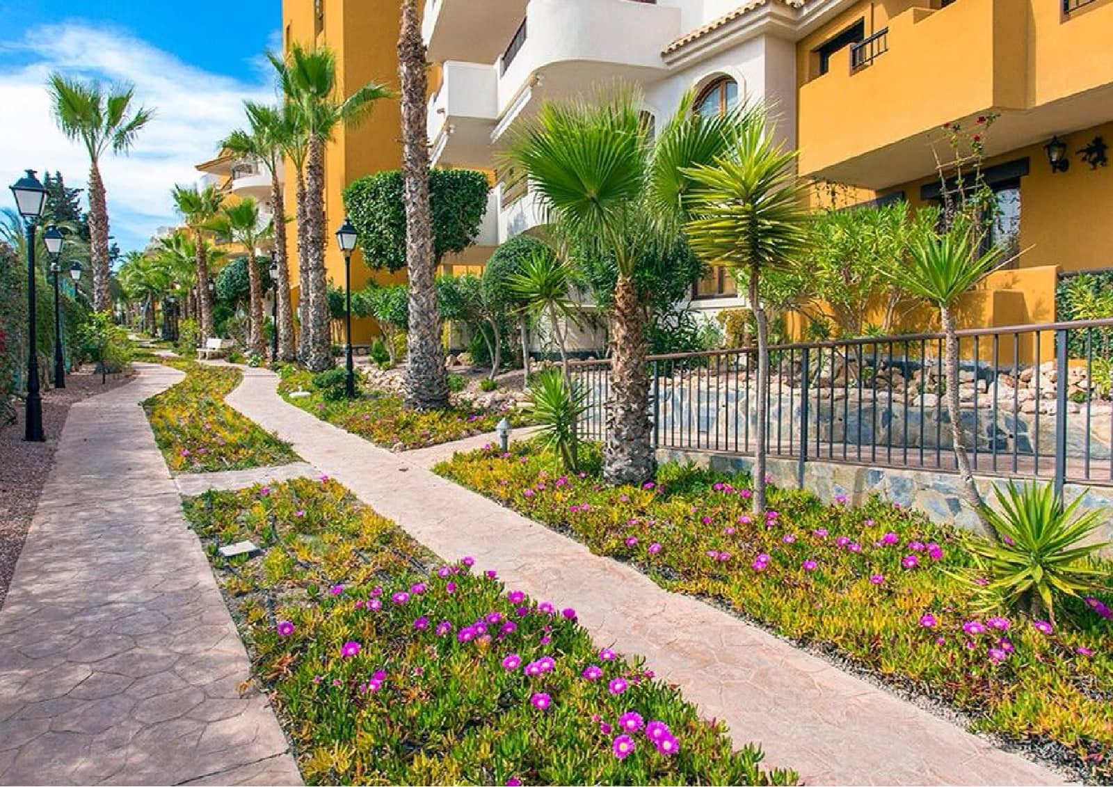 2 soveværelse Lejlighed til leje i Orihuela Costa med swimmingpool - € 1.350 (Ref: 7110732)