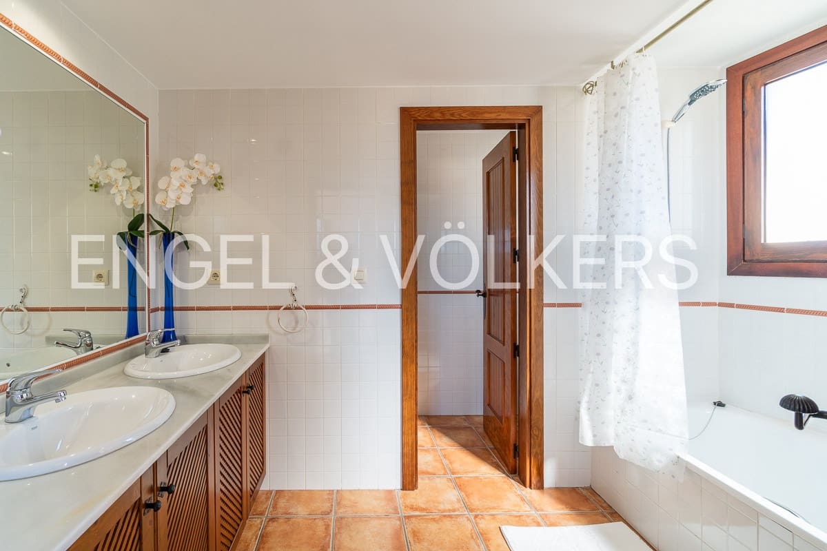 2 soveværelse Lejlighed til leje i Orihuela Costa med swimmingpool - € 1.350 (Ref: 7110732)