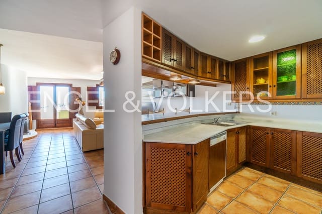 Apartamento de 2 habitaciones en Punta Prima, Orihuela en alquiler con piscina - 1.350 € (Ref: 7110732)