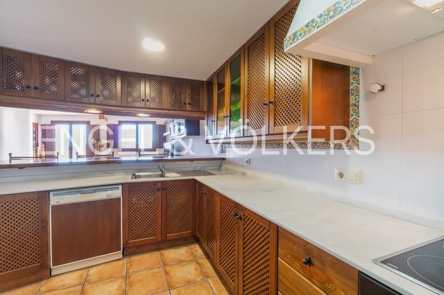 Apartamento de 2 habitaciones en Punta Prima, Orihuela en alquiler con piscina - 1.350 € (Ref: 7110732)