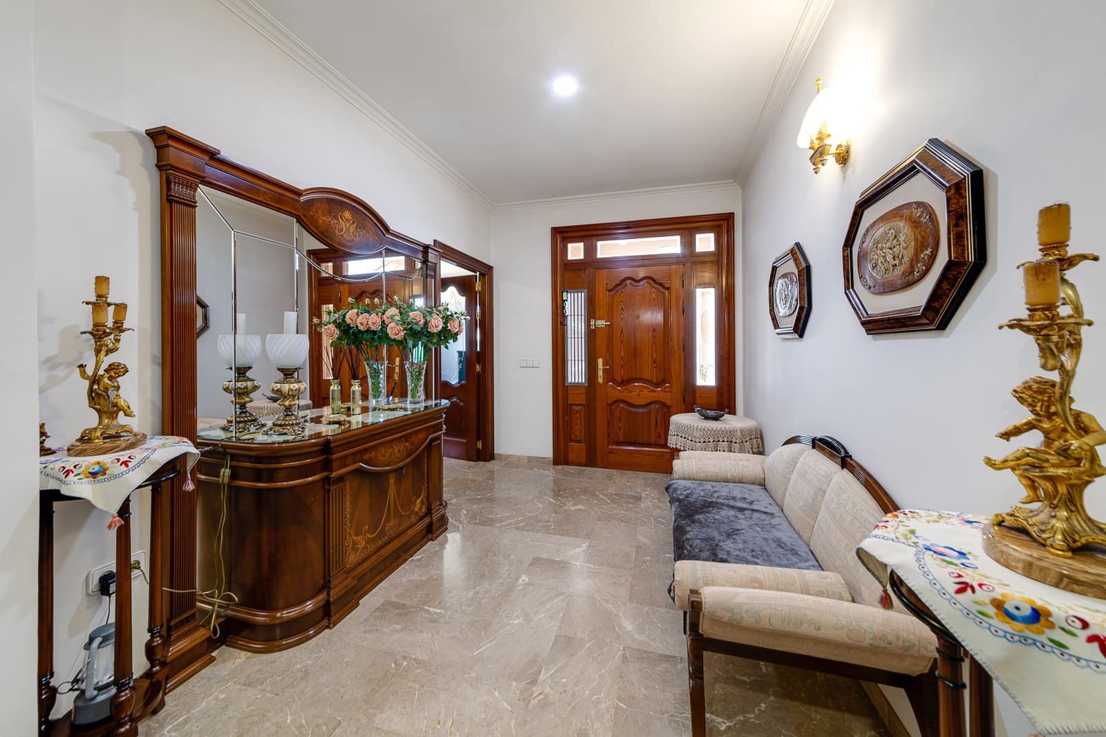 8 sypialnia Finka/Dom wiejski na sprzedaż w Almoradi z basenem garażem - 890 000 € (Ref: 7458272)