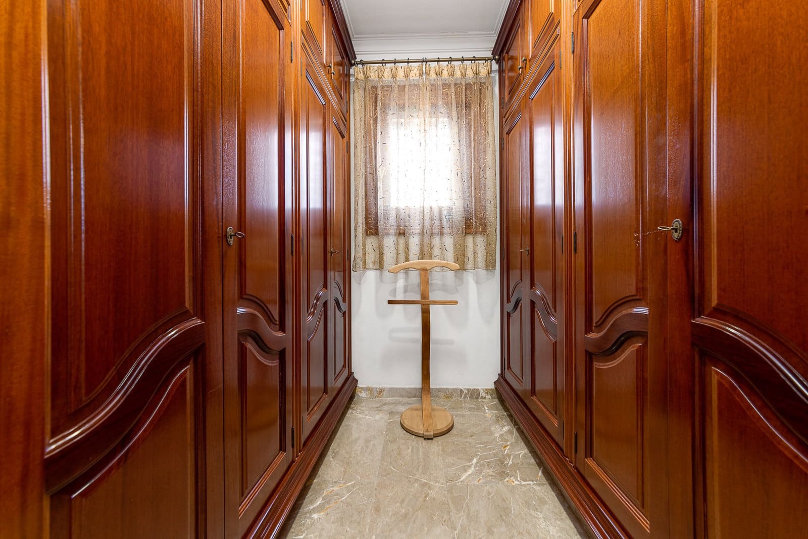 8 sypialnia Finka/Dom wiejski na sprzedaż w Almoradi z basenem garażem - 890 000 € (Ref: 7458272)
