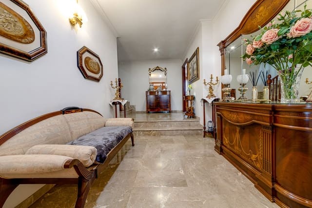 8 sypialnia Finka/Dom wiejski na sprzedaż w Almoradí z basenem garażem - 890 000 € (Ref: 7458272)