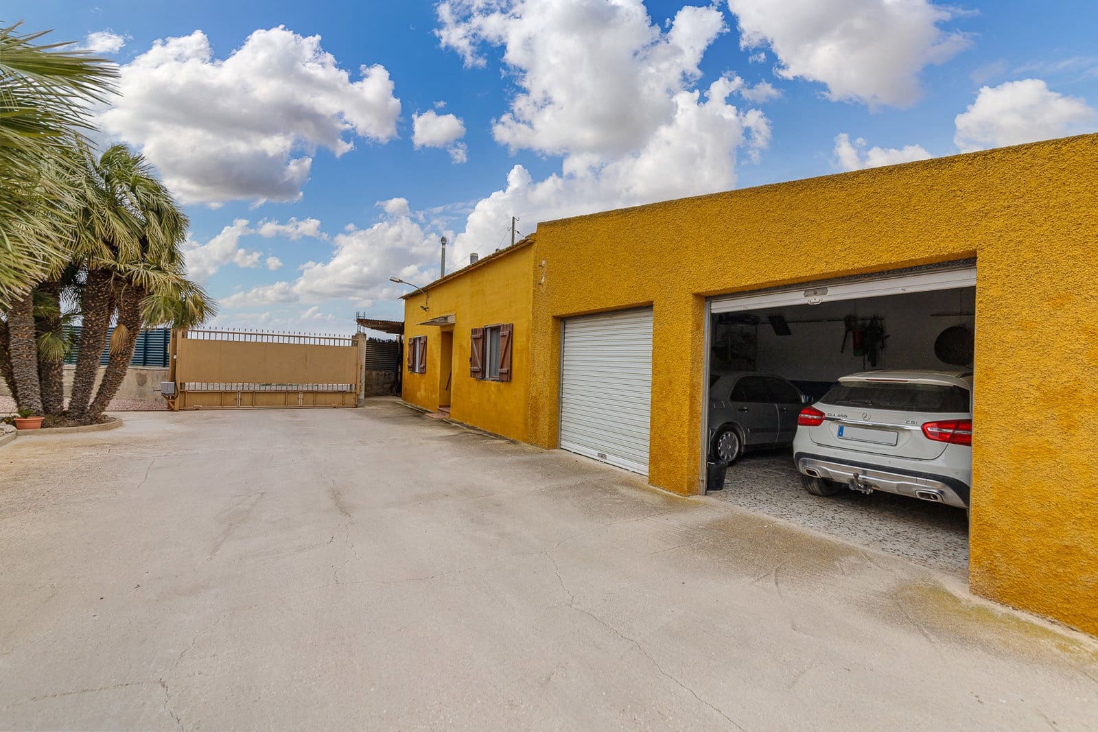 8 sypialnia Finka/Dom wiejski na sprzedaż w Almoradi z basenem garażem - 890 000 € (Ref: 7458272)
