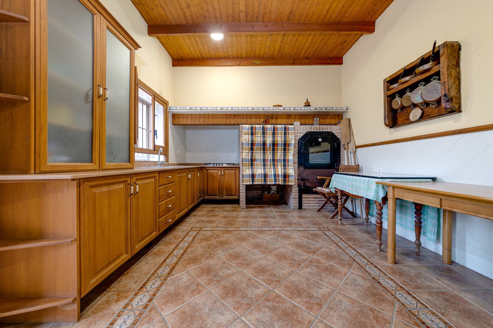 8 sypialnia Finka/Dom wiejski na sprzedaż w Almoradi z basenem garażem - 890 000 € (Ref: 7458272)