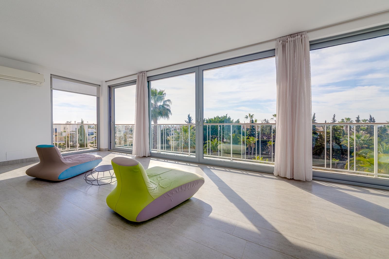 4 bedroom Villa for sale in Ciudad Quesada with pool garage - € 840,000 (Ref: 7486327)