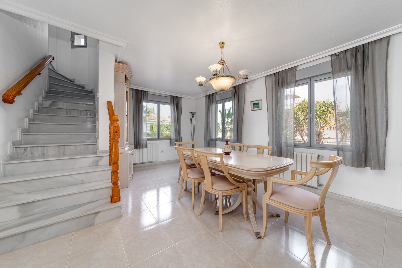 4 bedroom Villa for sale in Ciudad Quesada with pool garage - € 840,000 (Ref: 7486327)