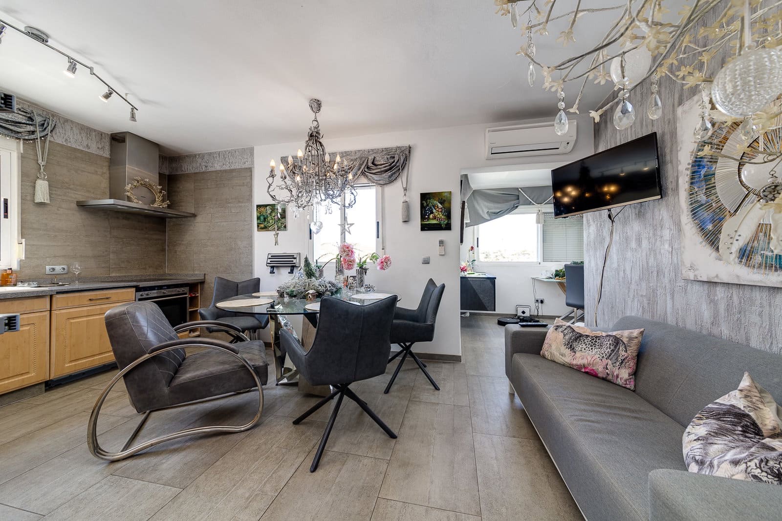 7 sypialnia Willa na sprzedaż w San Fulgencio z basenem garażem - 715 000 € (Ref: 7525067)