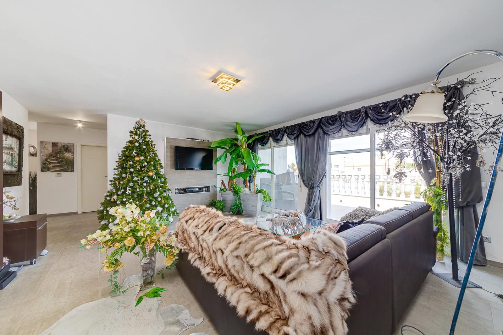 7 sypialnia Willa na sprzedaż w San Fulgencio z basenem garażem - 715 000 € (Ref: 7525067)