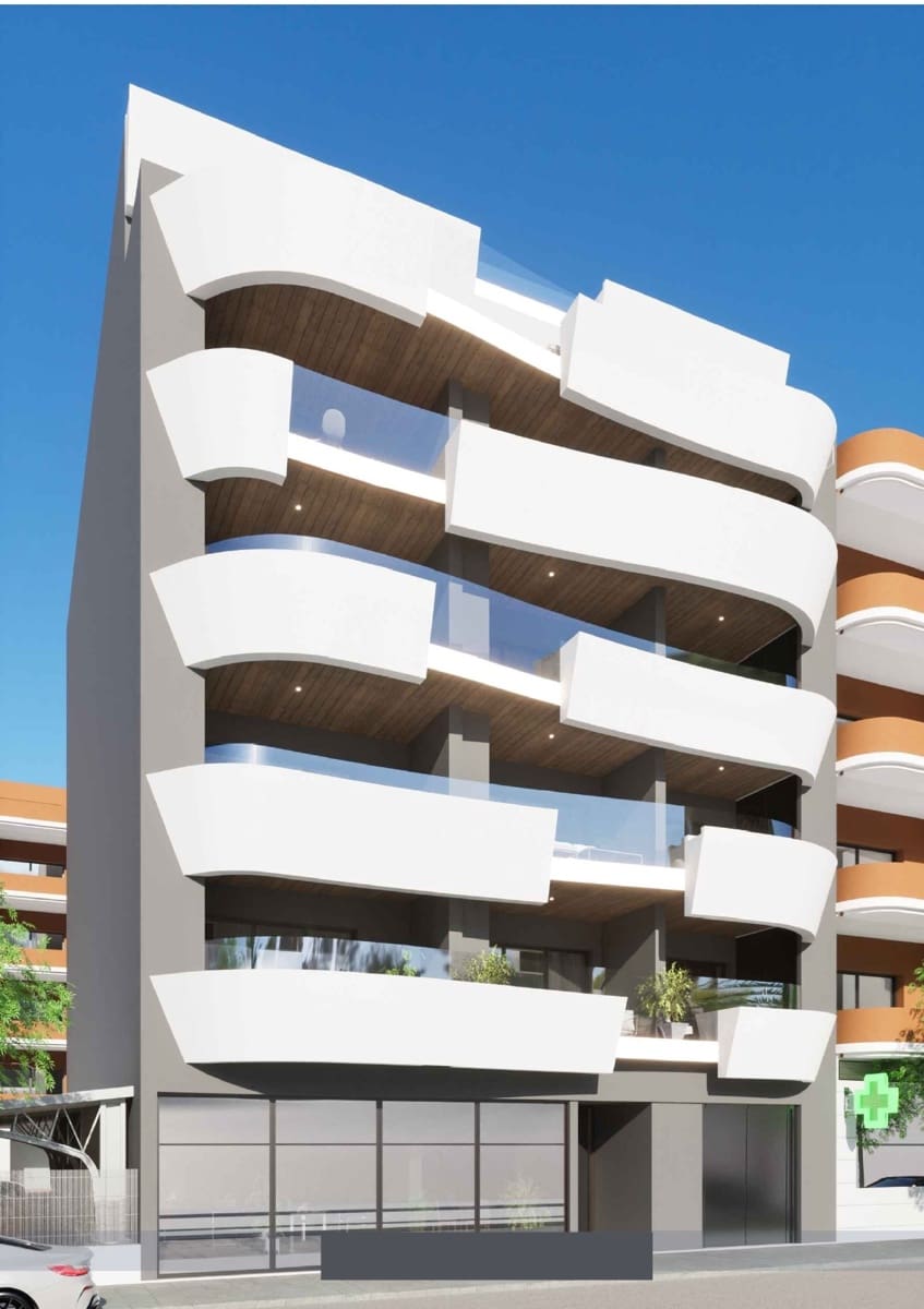 2 soveværelse Lejlighed til salg i Torrevieja med swimmingpool garage - € 339.000 (Ref: 7730647)