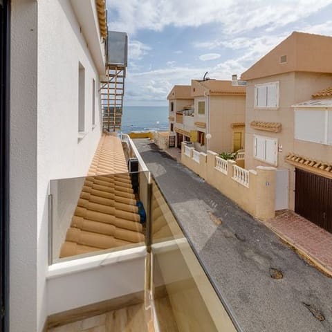 4 soveværelse Villa til salg i El Chaparral - La Siesta - La Torreta, Torrevieja med swimmingpool garage - € 990.000 (Ref: 7760889)