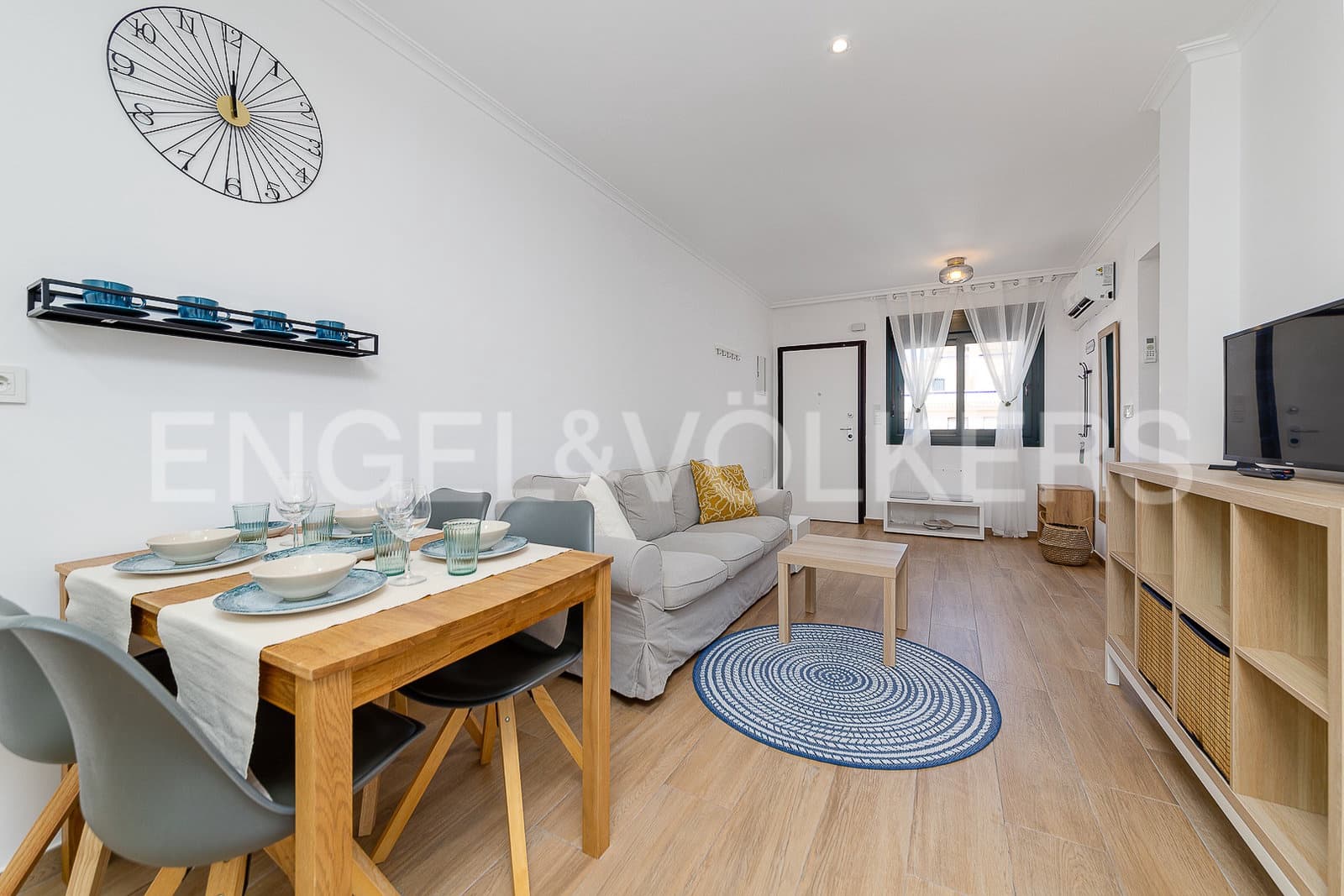 2 bedroom Apartment for rent in Orihuela Costa with pool garage - € 950 (Ref: 7772479)