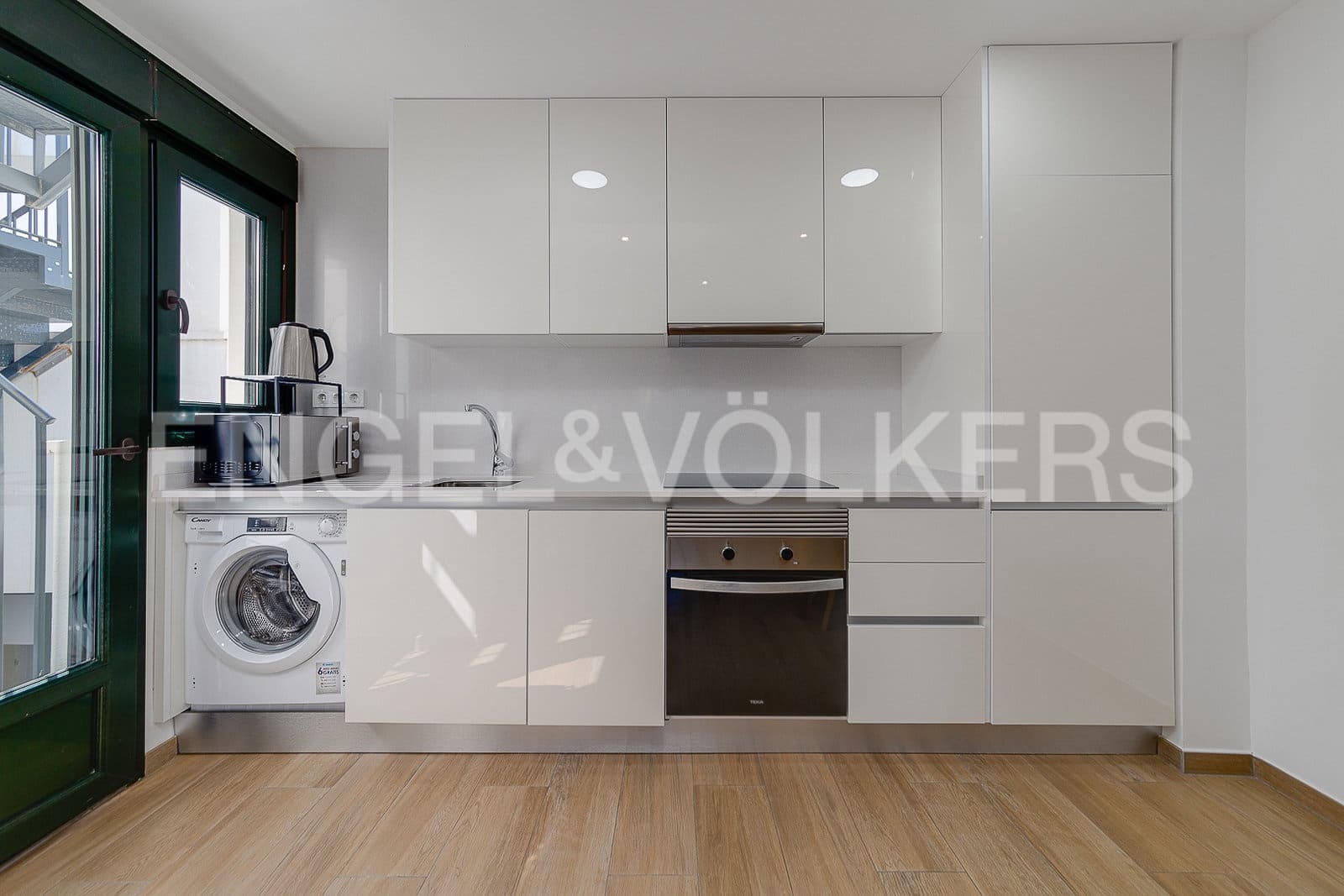 2 bedroom Apartment for rent in Orihuela Costa with pool garage - € 950 (Ref: 7772479)