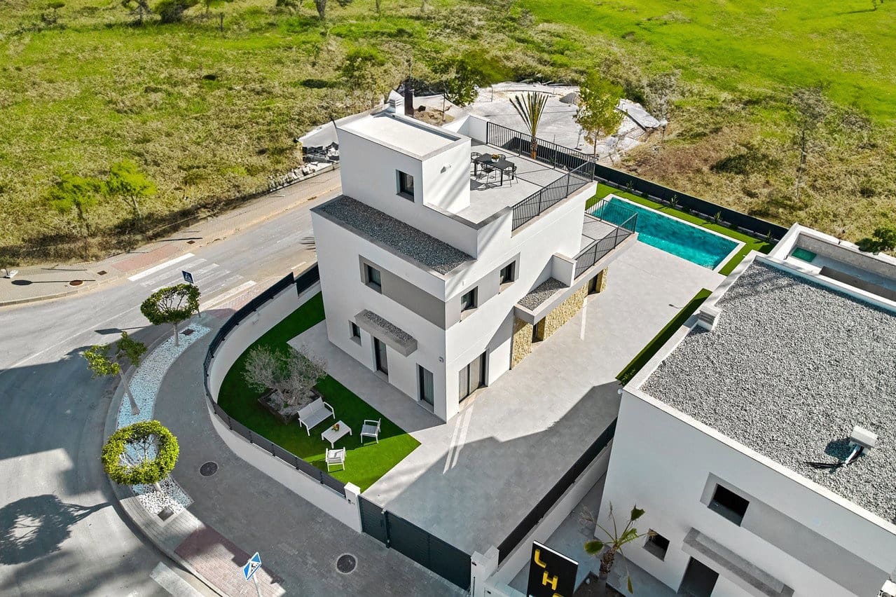 3 bedroom Villa for sale in San Miguel de Salinas with pool garage - € 1,000,000 (Ref: 8031142)