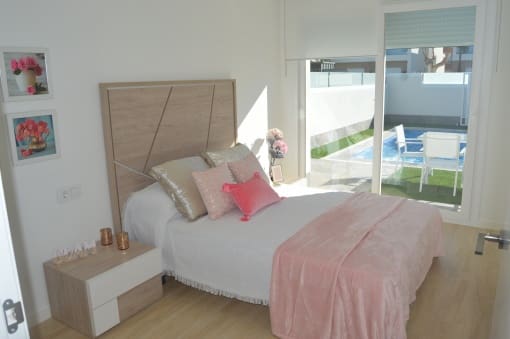 3 quarto Moradia para venda em San Pedro del Pinatar com piscina garagem - 375 000 € (Ref: 8062303)