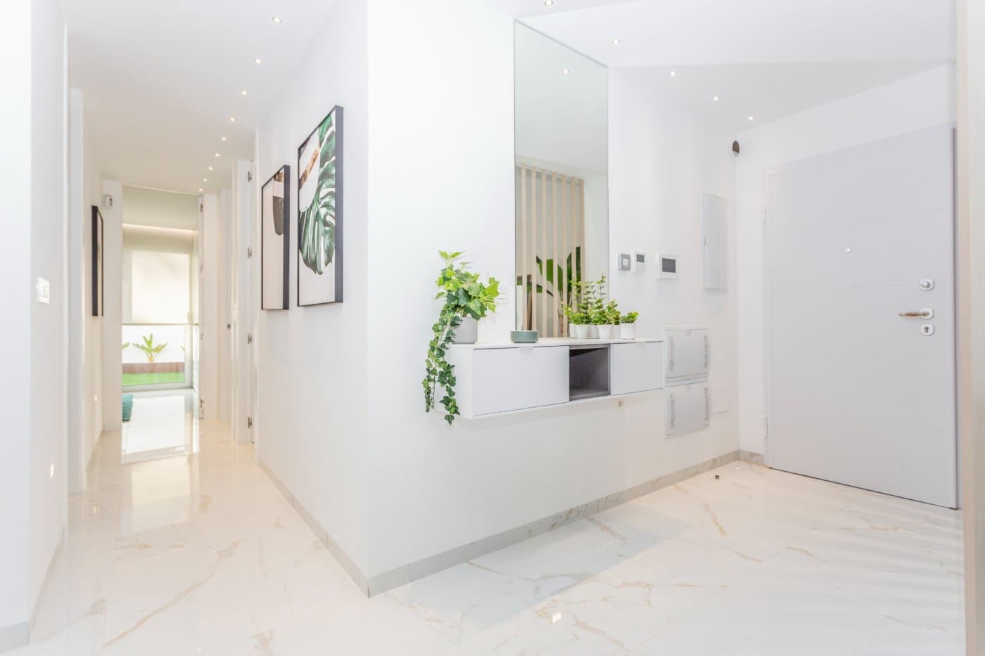 3 Zimmer Villa zu verkaufen in Torrevieja mit Pool Garage - 700.000 € (Ref: 8094335)