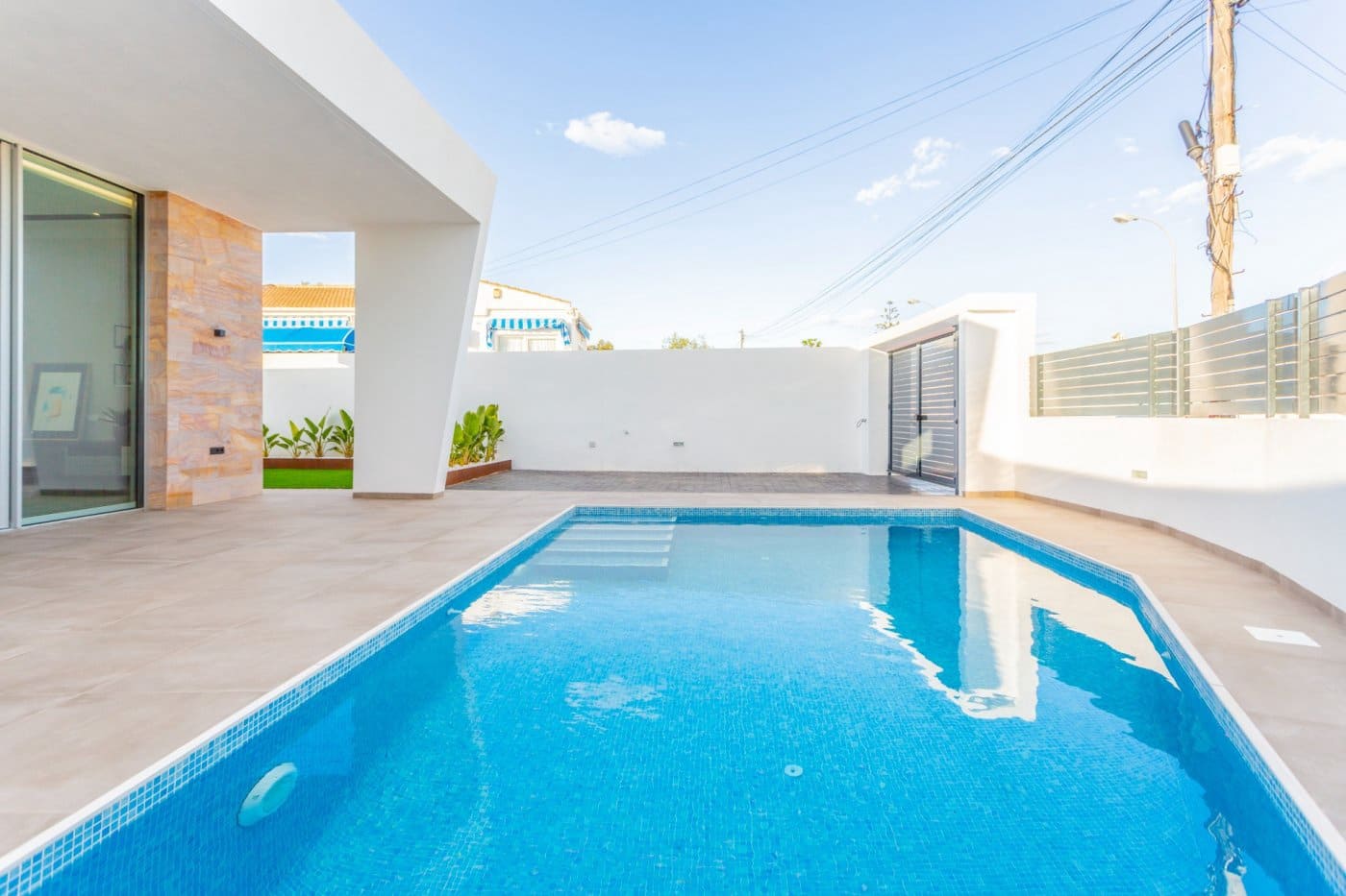 3 Zimmer Villa zu verkaufen in Torrevieja mit Pool Garage - 700.000 € (Ref: 8094335)