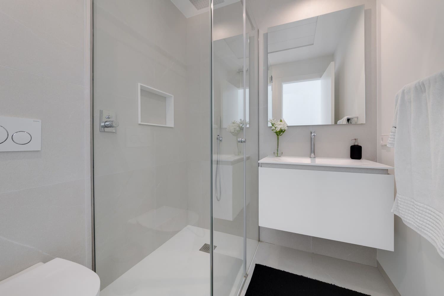 4 quarto Moradia para venda em Las Colinas Golf com piscina garagem - 1 695 000 € (Ref: 8394210)