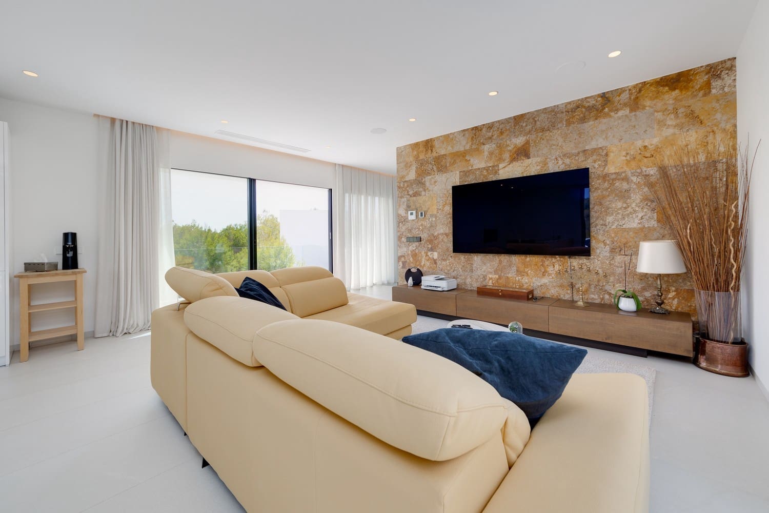 4 quarto Moradia para venda em Las Colinas Golf com piscina garagem - 1 695 000 € (Ref: 8394210)