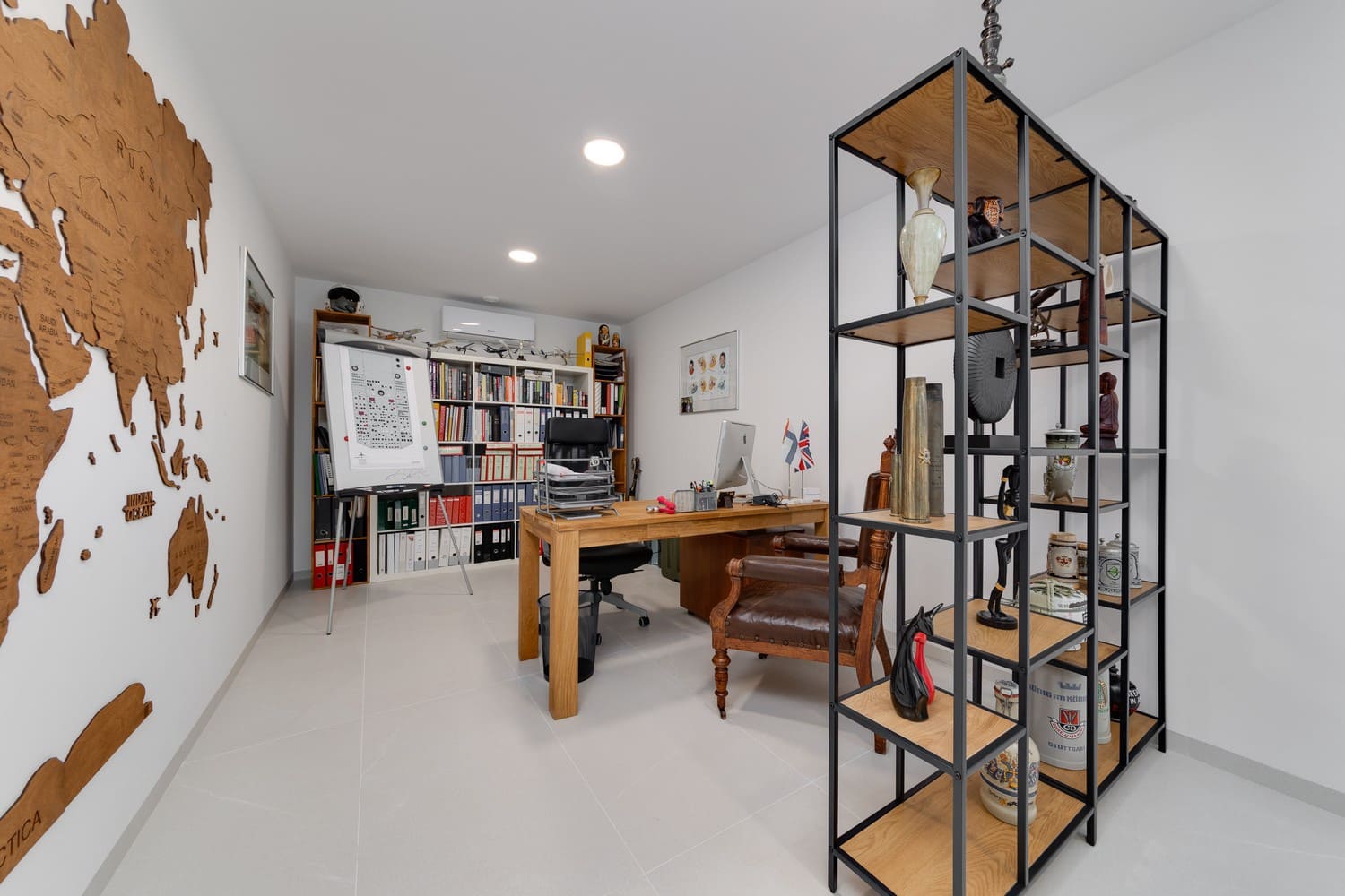 4 quarto Moradia para venda em Las Colinas Golf com piscina garagem - 1 695 000 € (Ref: 8394210)