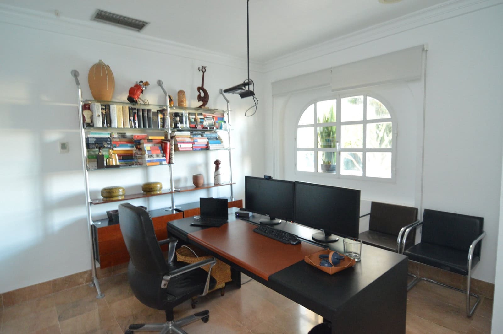 6 bedroom Villa for sale in Torrevieja with pool garage - € 890,000 (Ref: 8453986)