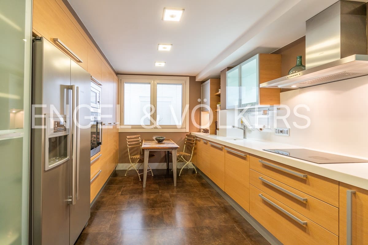 2 makuuhuone Huoneisto vuokrattavana paikassa Torrevieja - 1 400 € (Ref: 8486967)