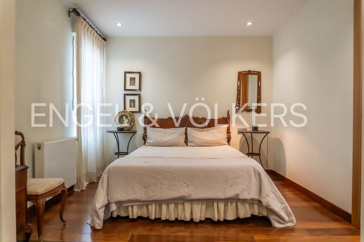 2 quarto Apartamento para arrendar em Torrevieja com garagem - 1 400 € (Ref: 8486967)