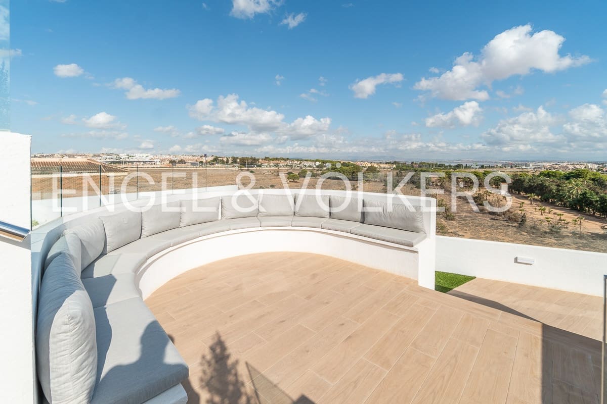 2 soverom Leilighet til leie i Punta Prima - € 1 480 (Ref: 8541512)