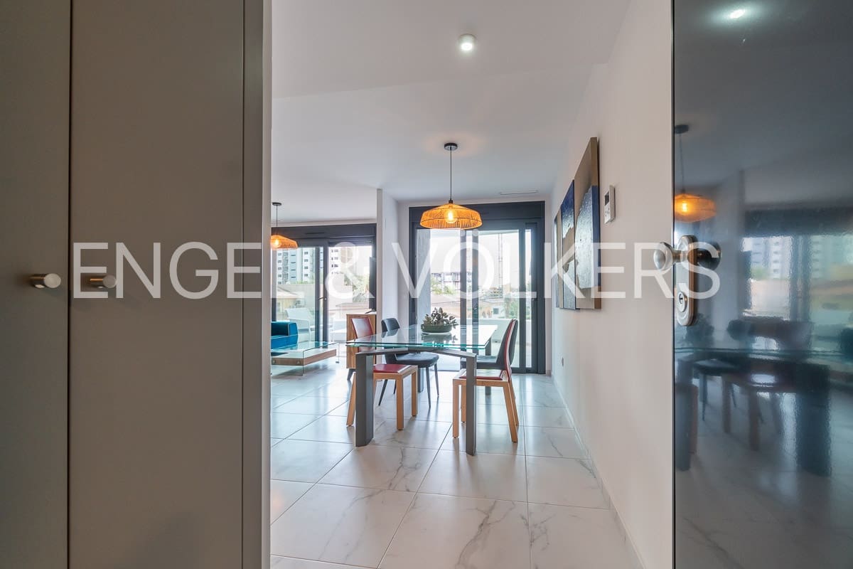 2 soverom Leilighet til leie i Punta Prima - € 1 480 (Ref: 8541512)