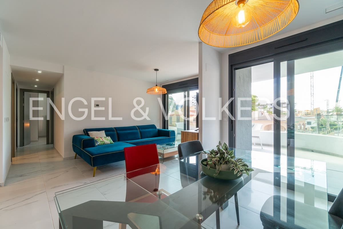 2 soverom Leilighet til leie i Punta Prima - € 1 480 (Ref: 8541512)