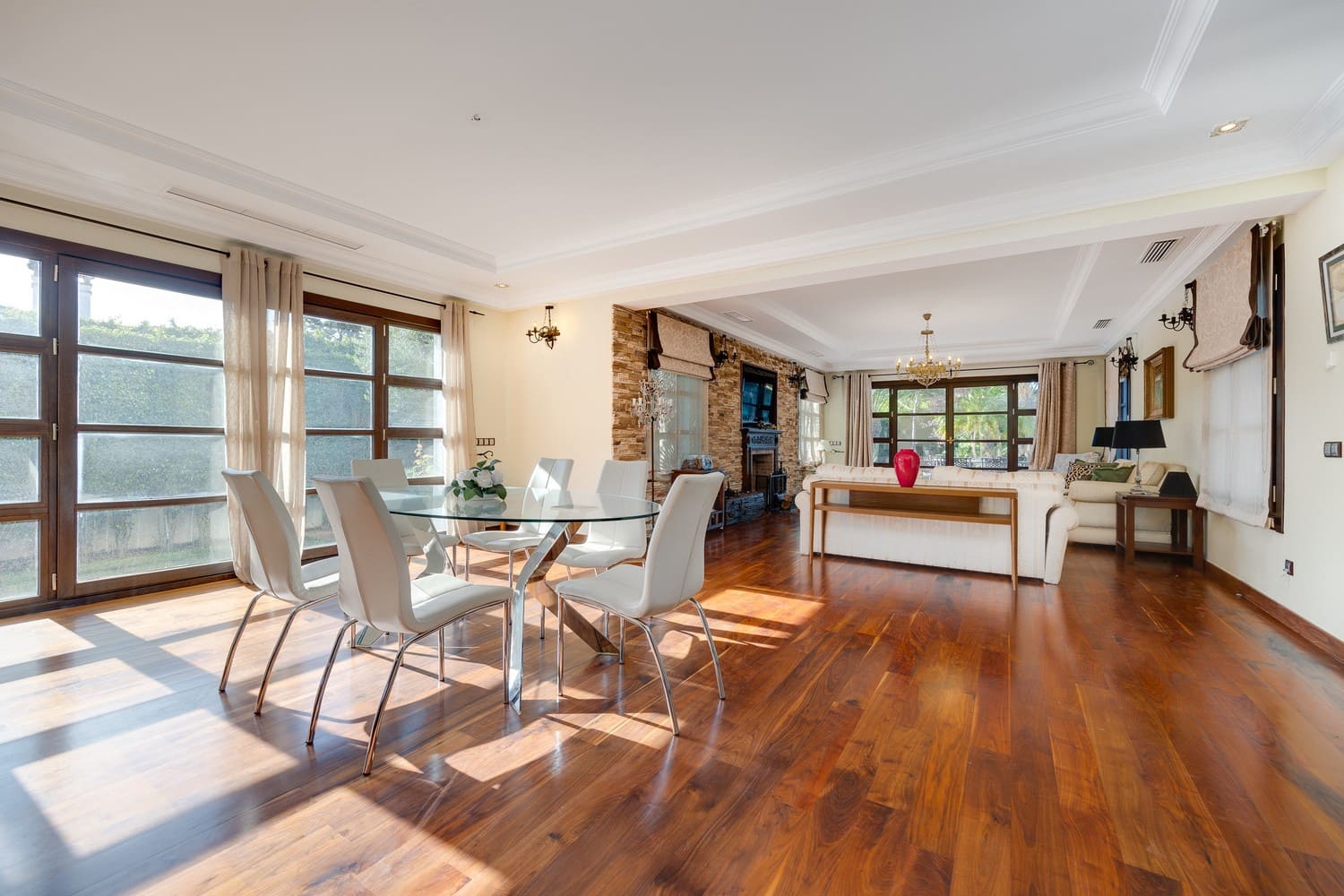 4 soverom Villa til salgs i Cabo Roig med svømmebasseng garasje - € 2 350 000 (Ref: 8546235)