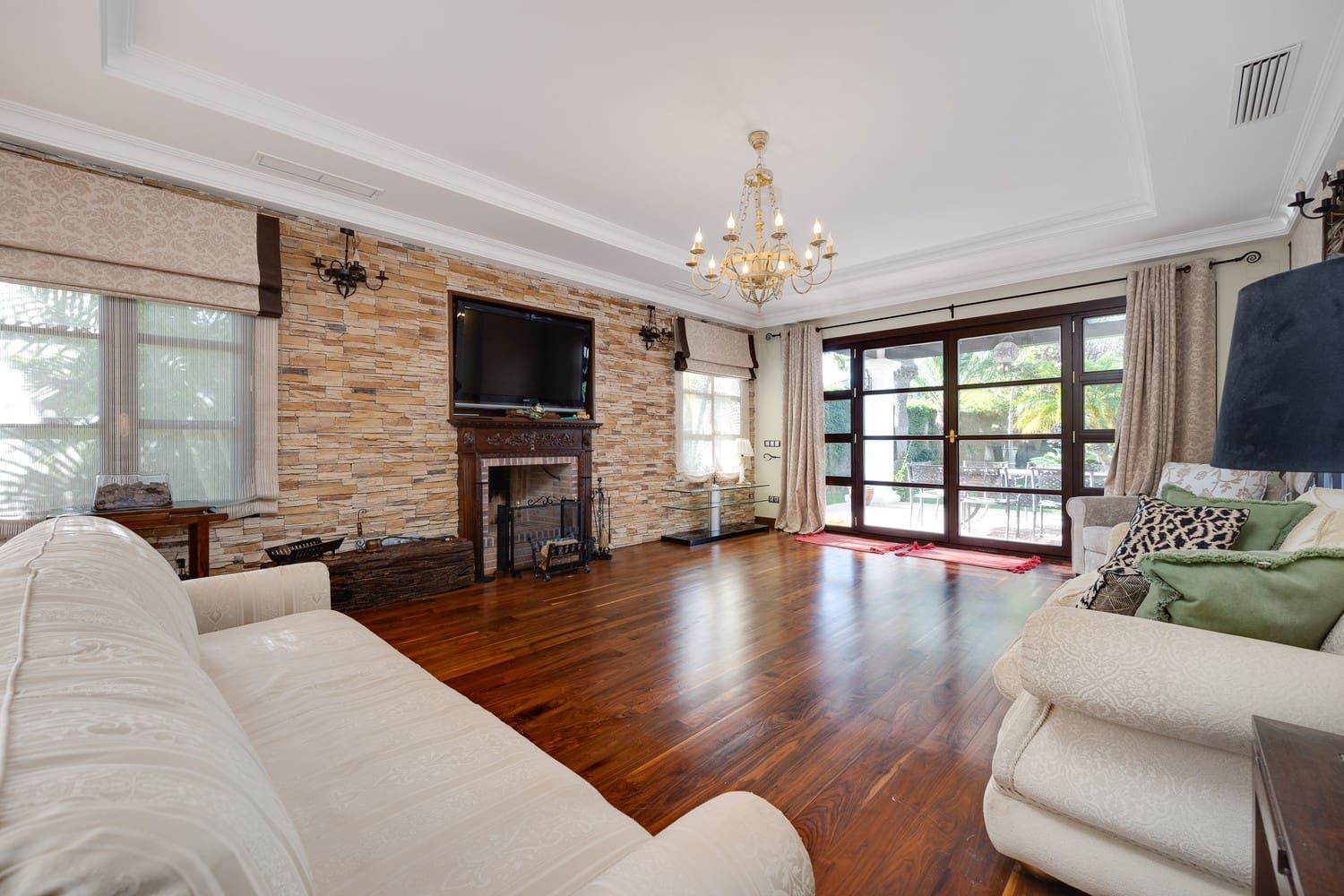 4 soverom Villa til salgs i Cabo Roig med svømmebasseng garasje - € 2 350 000 (Ref: 8546235)