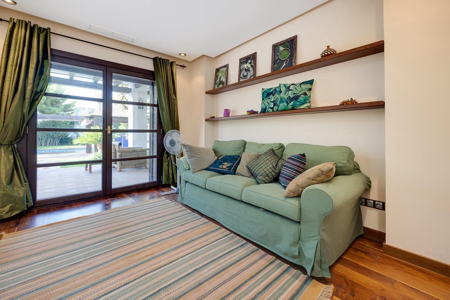 4 soverom Villa til salgs i Cabo Roig med svømmebasseng garasje - € 2 350 000 (Ref: 8546235)